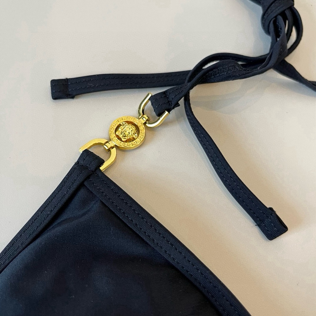 。
范思哲官方新款泳衣比基尼👙，高端定制，S M L XL