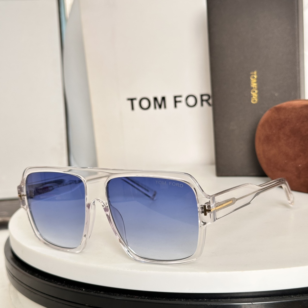 ‼️TOM FOR*编号：FT0933盾形框架，宽镜腿，品牌镜腿，金色五金件，品牌镜脚镜框形状：方形尺