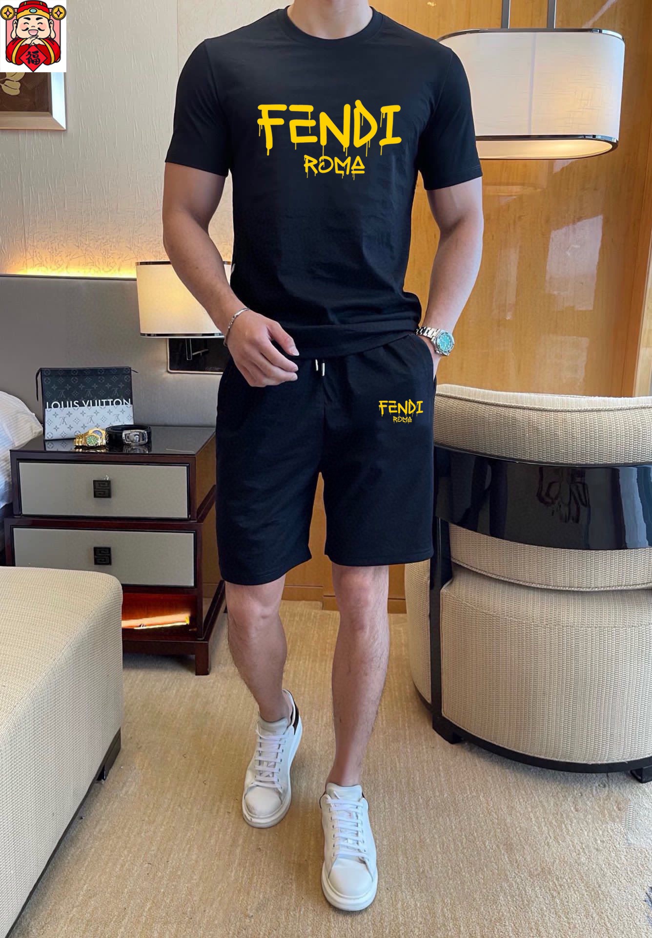 Fendi 品牌【FENDI 芬迪】 2025新款男士短袖短裤套装 销售 市面高端版本 手感细腻柔软 让你穿着更加舒适 立体裁剪版型超赞 尺码:M-5XL下单请报身高体重