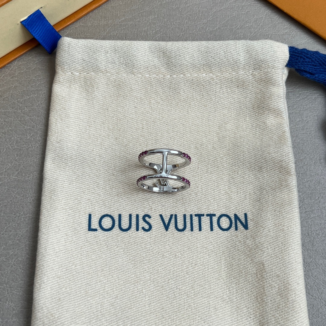  🔥新款🔥原单货LV 新款  戒指🔹🔹Louis Vuitton 路易威登 戒指🔹专柜一致材质 火爆款出