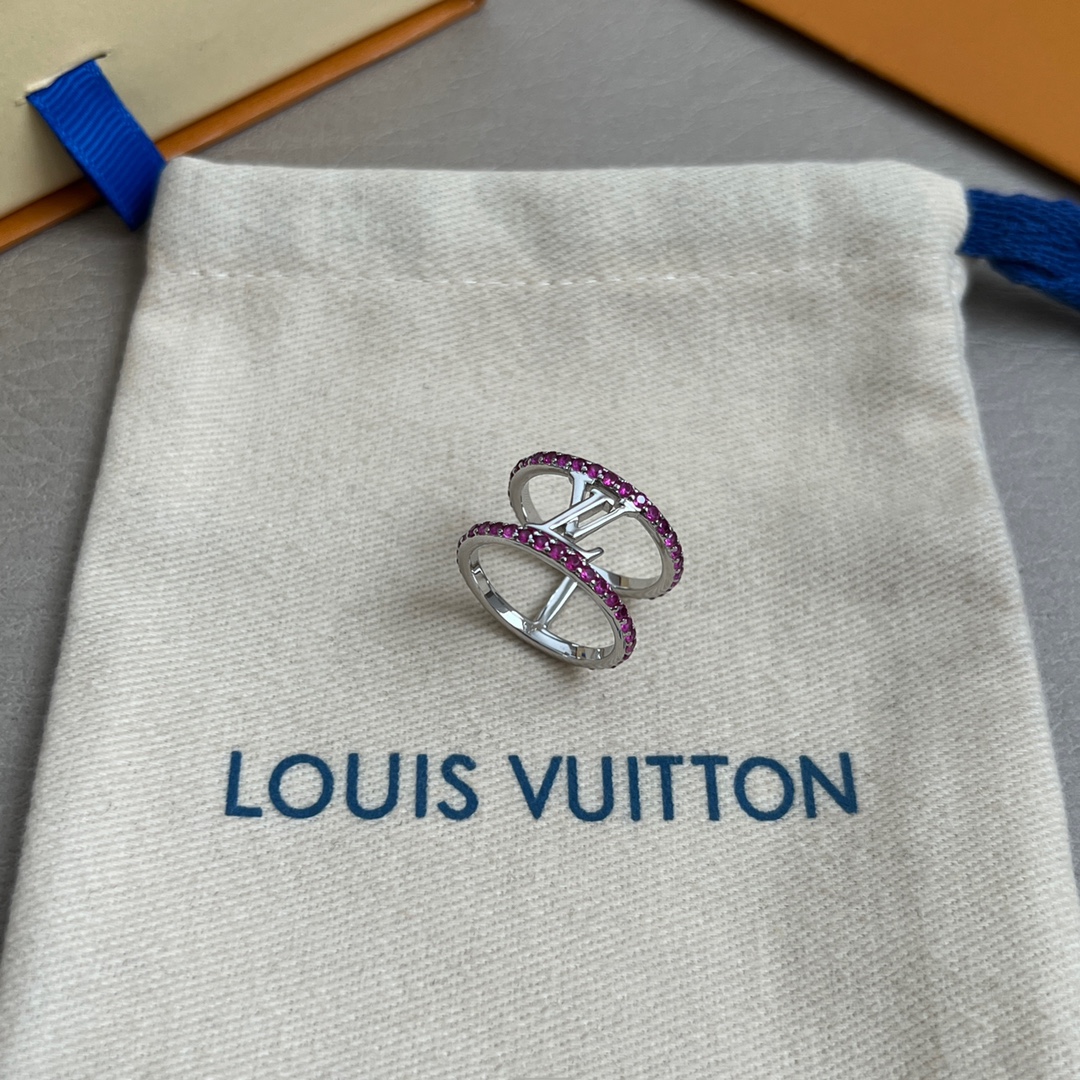  🔥新款🔥原单货LV 新款  戒指🔹🔹Louis Vuitton 路易威登 戒指🔹专柜一致材质 火爆款出