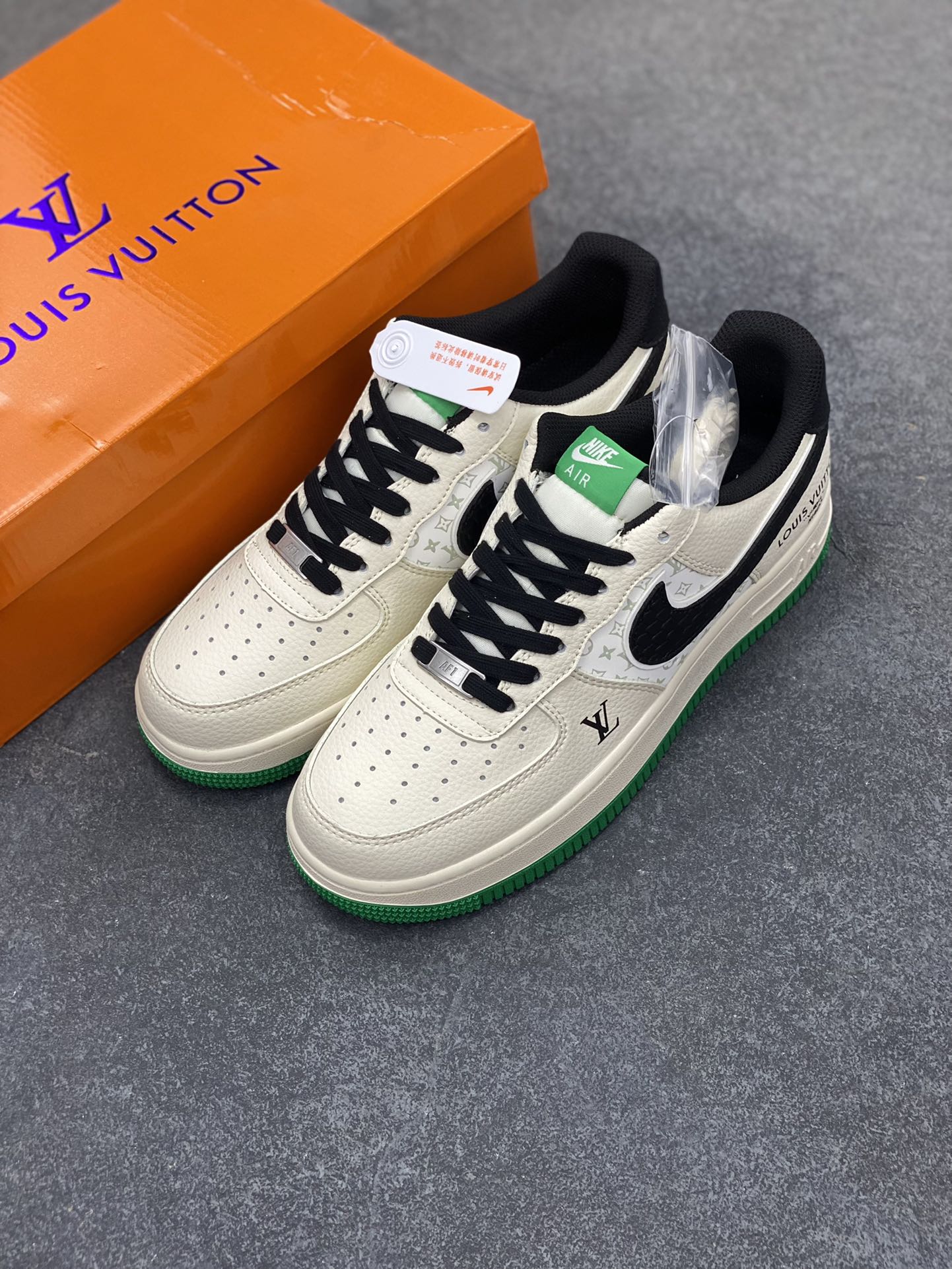 图片[8]-Nike Air Force 1 \’07 Low “LV联名——米黑鳞纹绿底”空军一号 低帮 运动鞋 休闲鞋 折边针车 工艺难度大 原楦头原纸板 原装鞋盒 定制五金配件 内置全掌气垫 原厂鞋底 货号：QW5836-008 尺码：36 36.5 37.5 38 38.5 39 40 40.5 41 42 42.5 43 44 44.5 45-选品中心