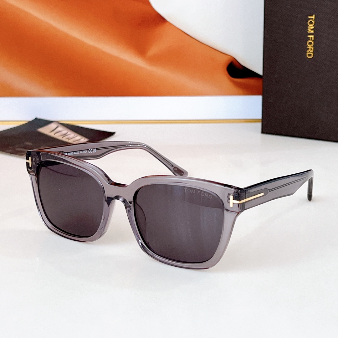  TOM FOR*
MOD：FT1216
SIZE：54-20-145
🔝🔝