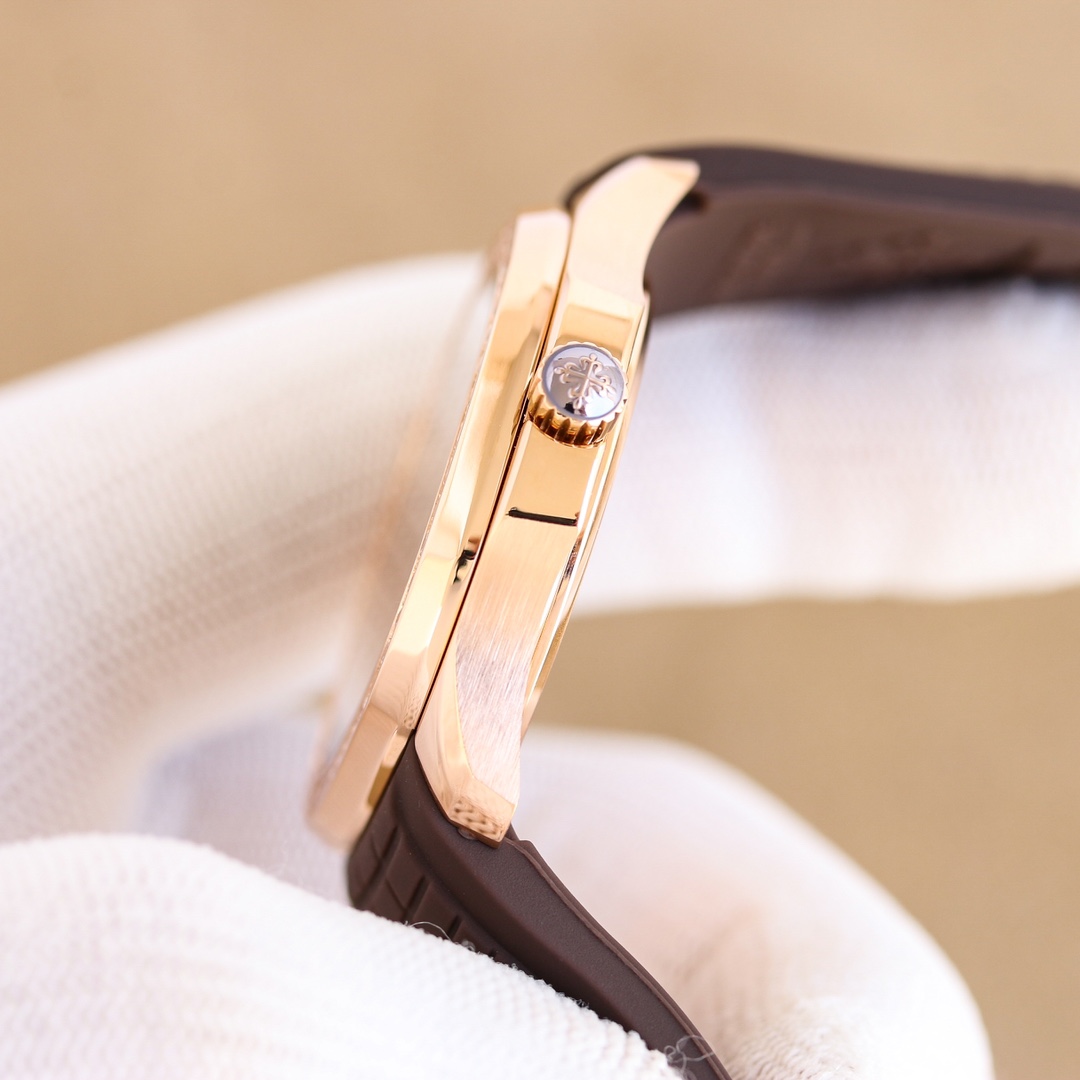 Luxurious 38mm Aquanaut Luce Watch with Diamond Frame and Elegant Design - 图片 6