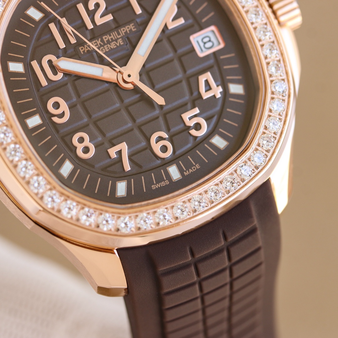 Luxurious 38mm Aquanaut Luce Watch with Diamond Frame and Elegant Design - 图片 5