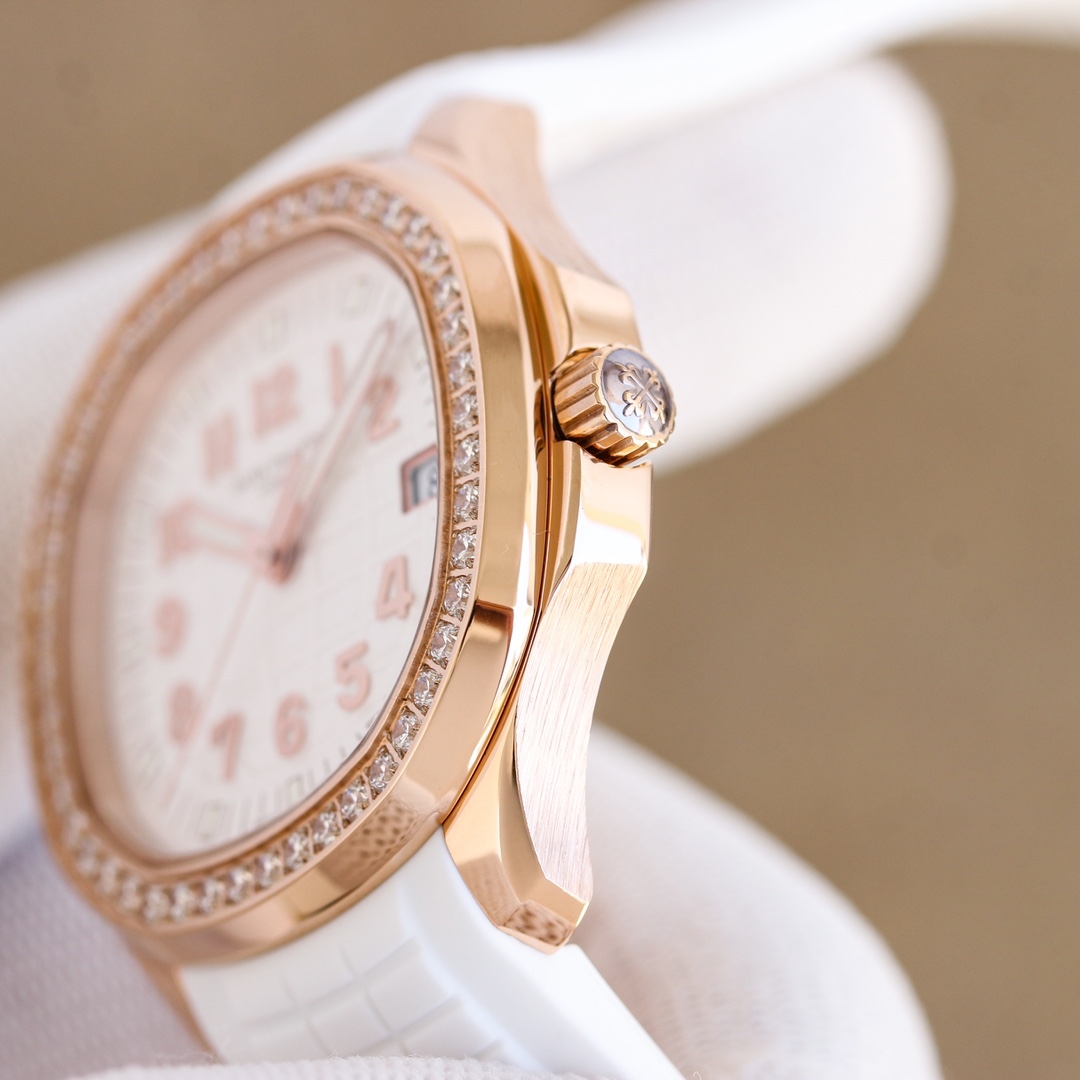 Luxurious 38mm Aquanaut Luce Watch with Diamond Accents and Modern Design - 图片 7