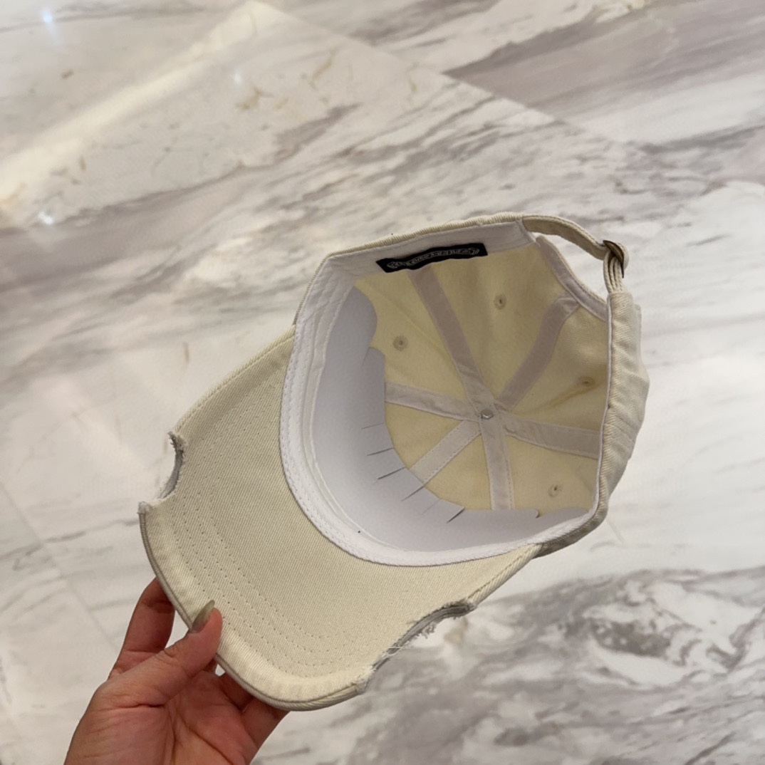 


Chrome Hearts 克罗心💓早春韩版时尚复古做旧破洞帽子磨损设计百搭棒球帽鸭舌帽