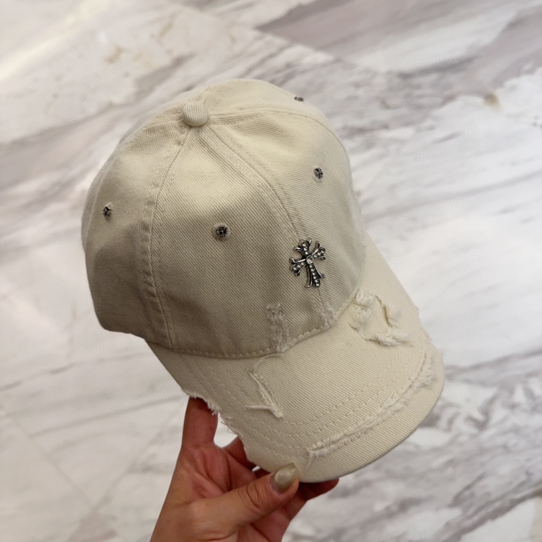 


Chrome Hearts 克罗心💓早春韩版时尚复古做旧破洞帽子磨损设计百搭棒球帽鸭舌帽