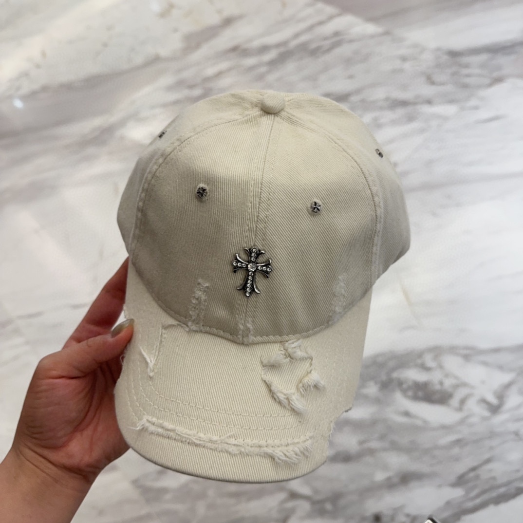 


Chrome Hearts 克罗心💓早春韩版时尚复古做旧破洞帽子磨损设计百搭棒球帽鸭舌帽
