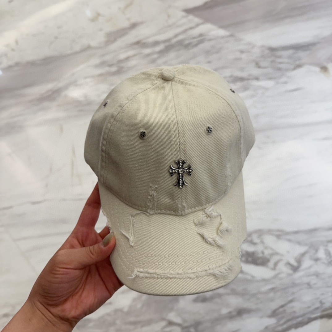 


Chrome Hearts 克罗心💓早春韩版时尚复古做旧破洞帽子磨损设计百搭棒球帽鸭舌帽