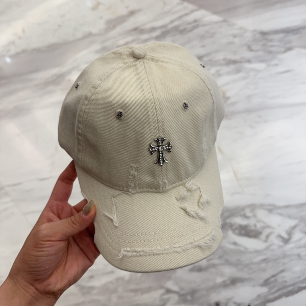 


Chrome Hearts 克罗心💓早春韩版时尚复古做旧破洞帽子磨损设计百搭棒球帽鸭舌帽