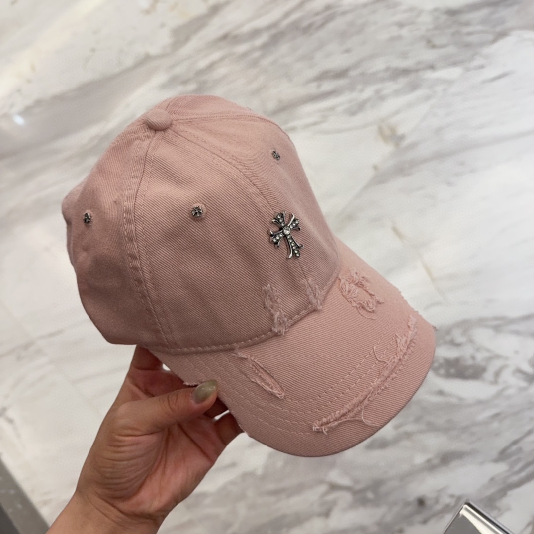 


Chrome Hearts 克罗心💓早春韩版时尚复古做旧破洞帽子磨损设计百搭棒球帽鸭舌帽