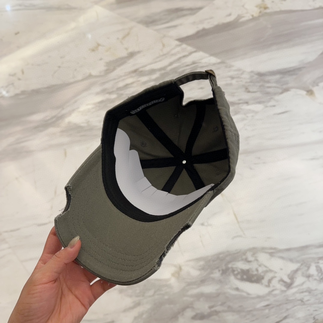 


Chrome Hearts 克罗心💓早春韩版时尚复古做旧破洞帽子磨损设计百搭棒球帽鸭舌帽