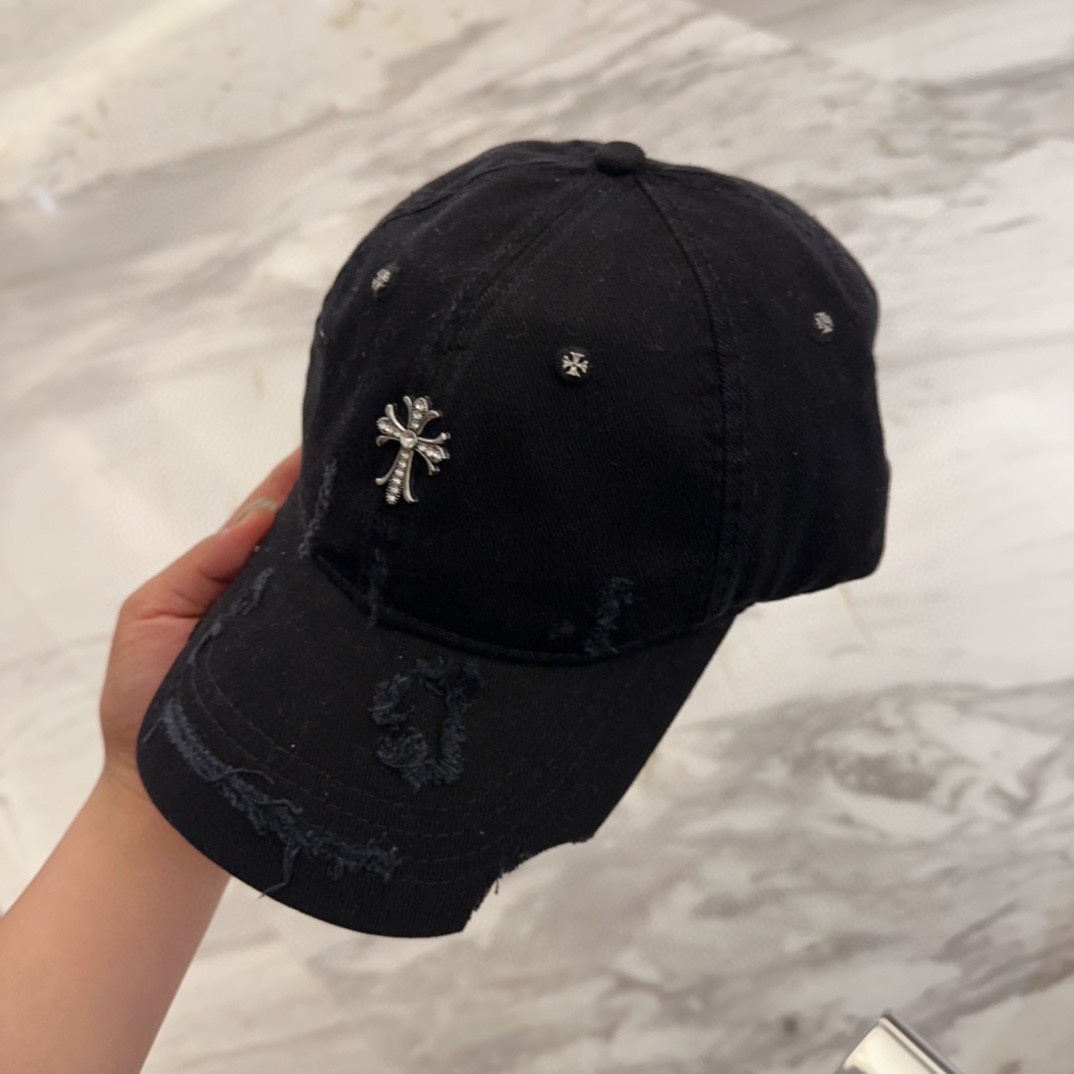 


Chrome Hearts 克罗心💓早春韩版时尚复古做旧破洞帽子磨损设计百搭棒球帽鸭舌帽