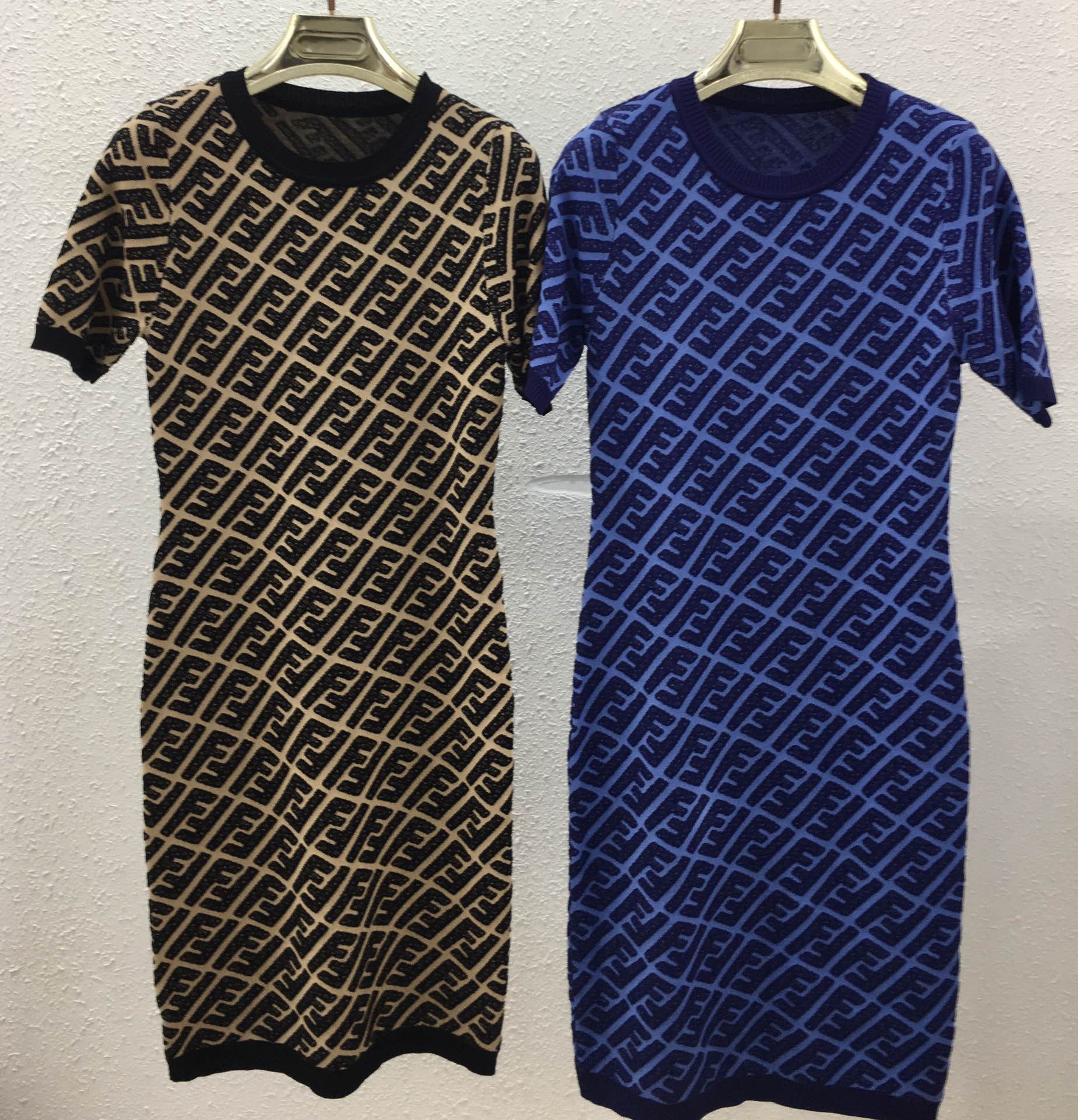 NO:439271,125250199 F concave and convex tilt letter round neck dress SML apricot, royal blue, skirts, alexander wang19860909125250199 F凹凸倾斜字母圆领连衣裙 SML 杏色、宝蓝色,,skirts,alexander wang,Women's clothing