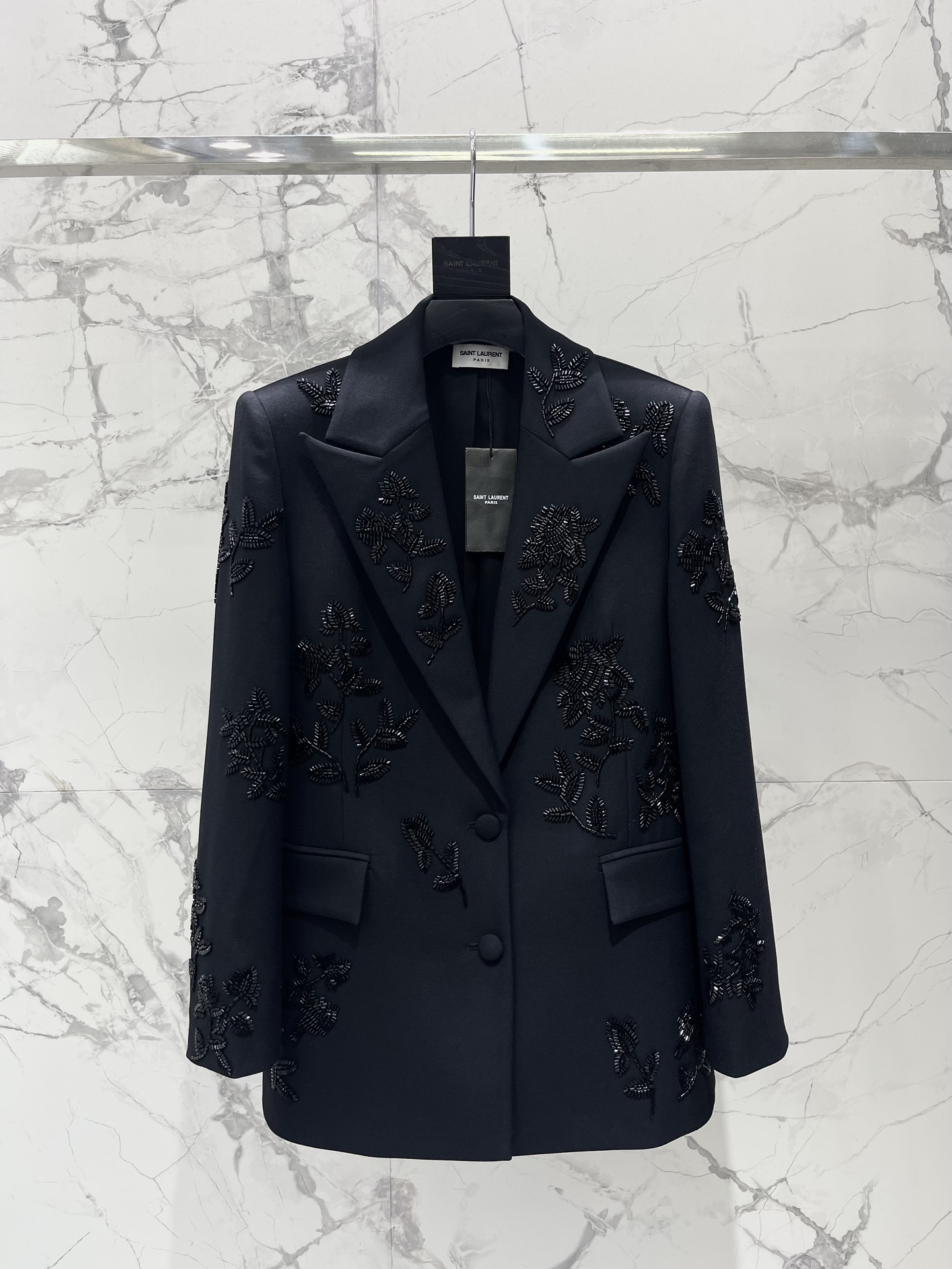 Женский пиджак Saint Laurent с декоративной вышивкой