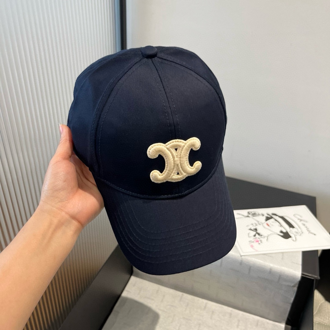 🆕

Celine赛琳鸭舌帽，男女款棒球帽，头围57cm