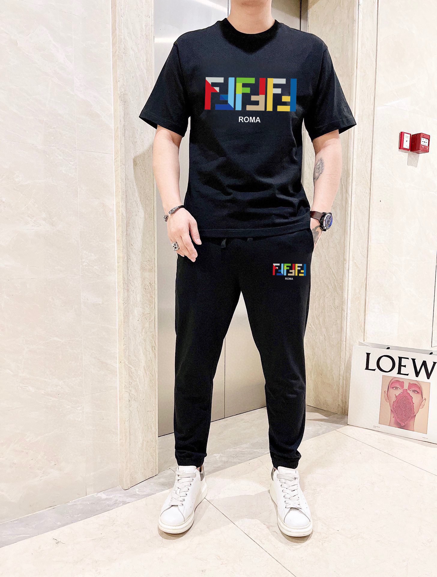 Fendi FENDI 芬迪 (胖子福音) 2025 世界知名奢侈品牌