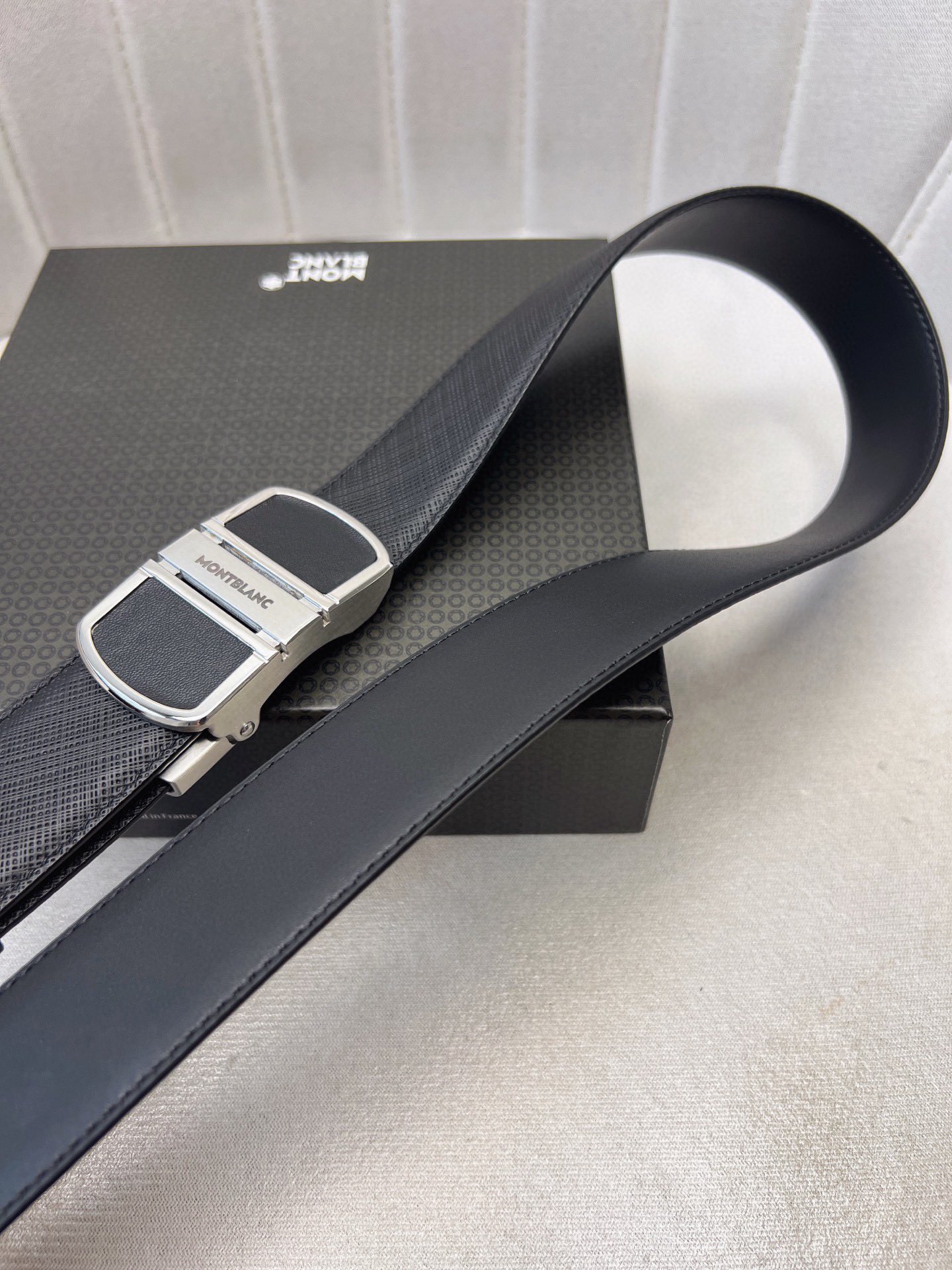Italian Imported Cattle Belt with Automatic One-Headed Oxen-Skin Stripes - 图片 5