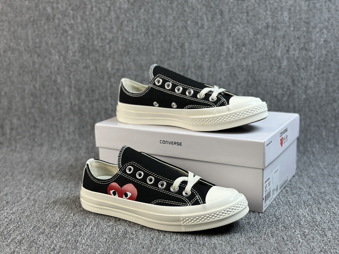 本地()
#虎扑版 原装工艺盒高端硫化 蓝底 真标扫描正版印刷CDG Play x CONVERSE 1970s 黑色低邦匡威川久保玲 play爱心联名帆布鞋 环保绿色中底布 原盒原标硫化鞋
货号:150206C
Size:35 36 36.5 37 37.5 38 39 39.5 40 41 41.5 42 42.5 43 44