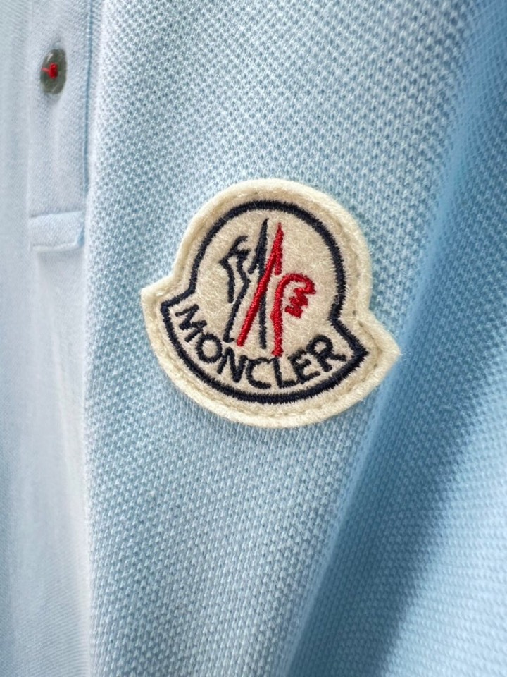  Moncler  蒙口25ss新款男士刺绣logo短袖翻领T恤Polo衫，进口纯棉珠地面料呈现。轻盈柔