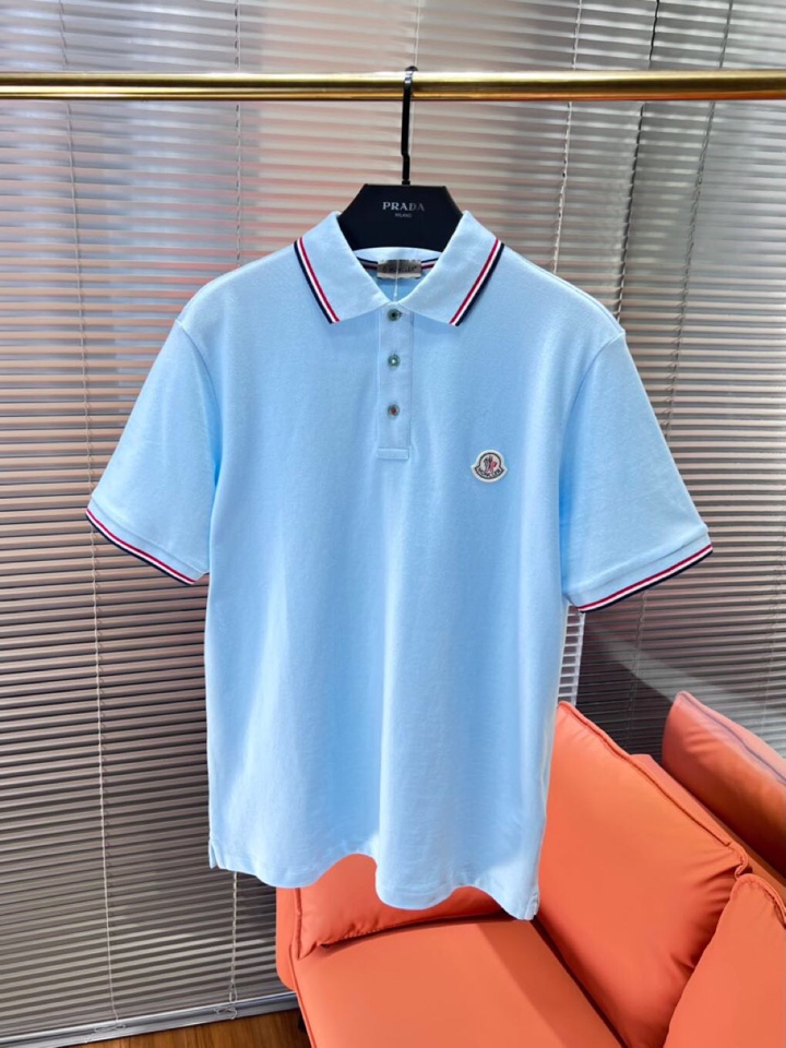 Moncler  蒙口25ss新款男士刺绣logo短袖翻领T恤Polo衫，进口纯棉珠地面料呈现。轻盈柔