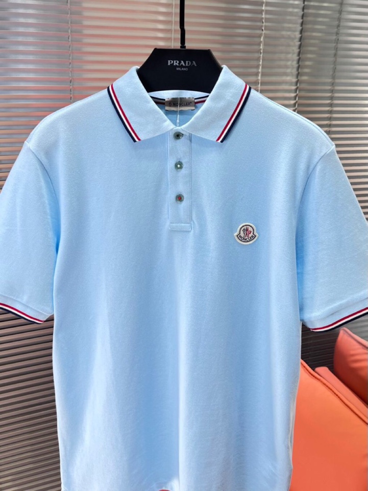  Moncler  蒙口25ss新款男士刺绣logo短袖翻领T恤Polo衫，进口纯棉珠地面料呈现。轻盈柔