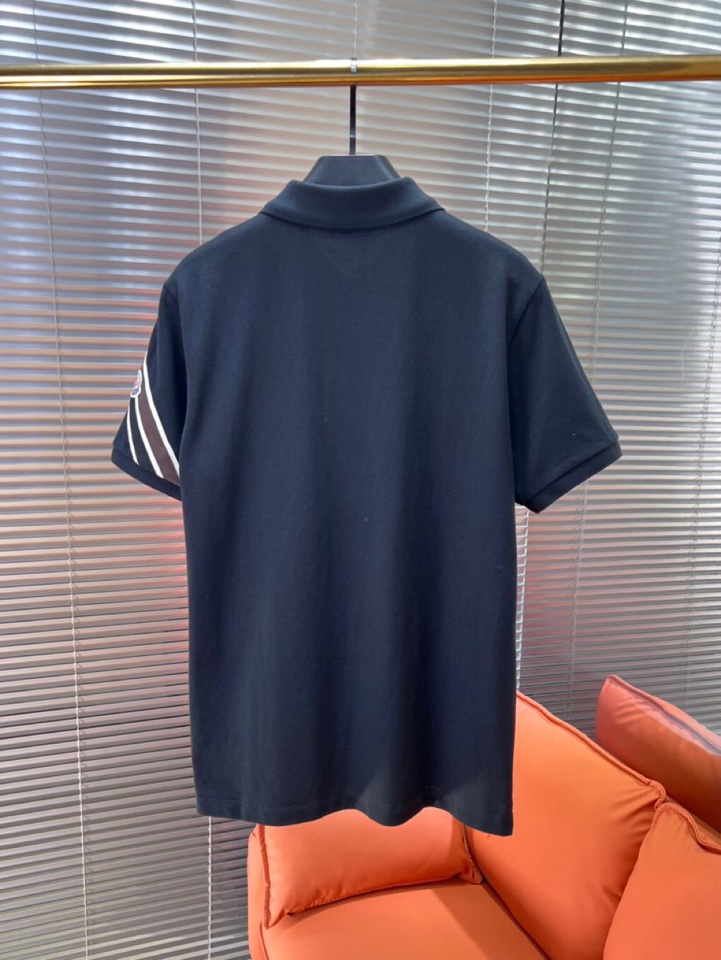  Moncler  蒙口25ss新款男士刺绣logo短袖翻领T恤Polo衫，进口纯棉珠地面料呈现。轻盈柔