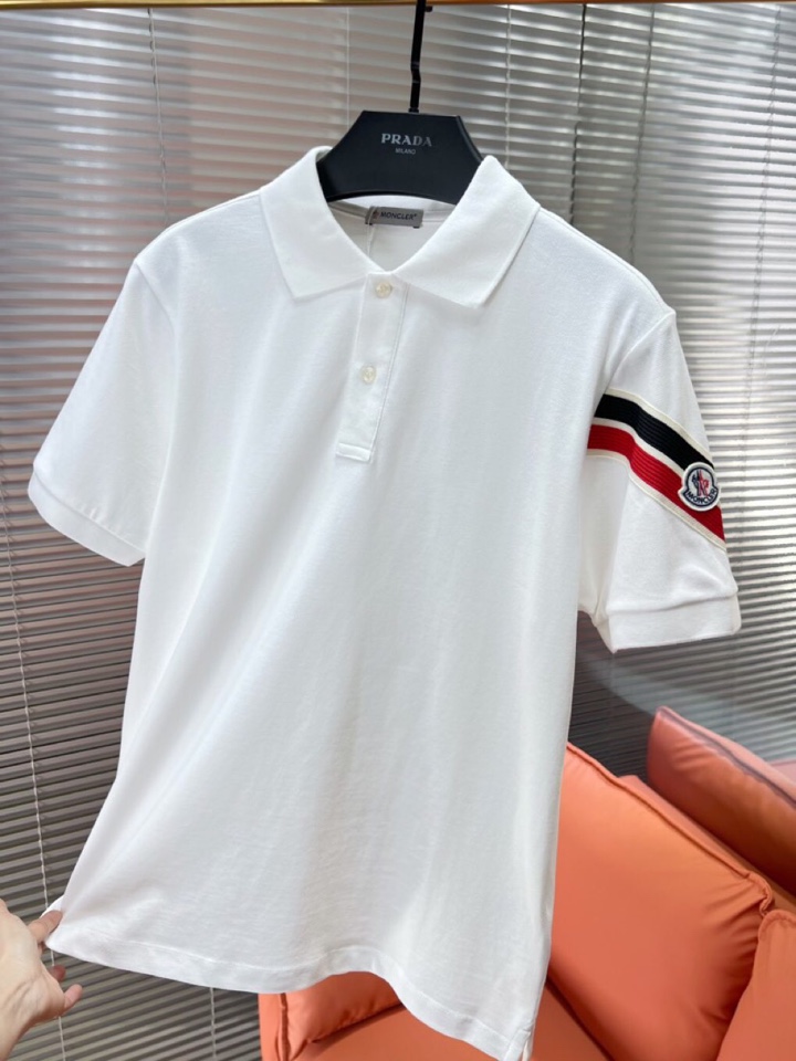  Moncler  蒙口25ss新款男士刺绣logo短袖翻领T恤Polo衫，进口纯棉珠地面料呈现。轻盈柔