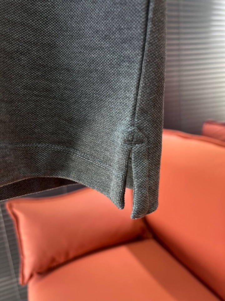  Moncler  蒙口25ss新款男士刺绣logo短袖翻领T恤Polo衫，进口纯棉珠地面料呈现。轻盈柔