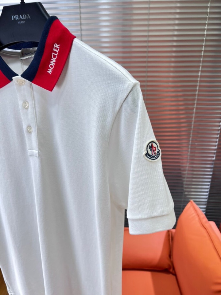  Moncler  蒙口25ss新款男士刺绣logo短袖翻领T恤Polo衫，进口纯棉珠地面料呈现。轻盈柔