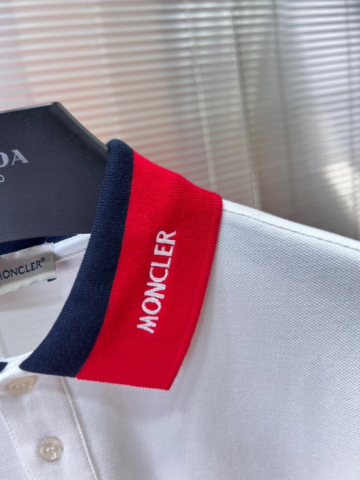  Moncler  蒙口25ss新款男士刺绣logo短袖翻领T恤Polo衫，进口纯棉珠地面料呈现。轻盈柔
