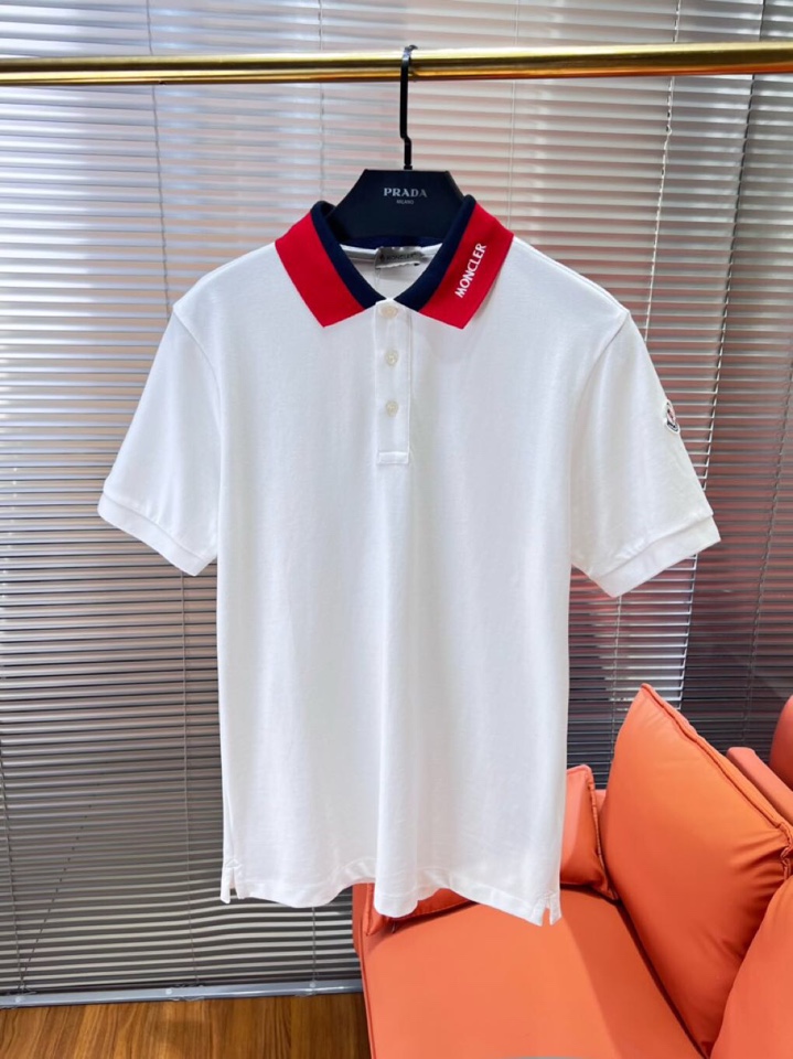  Moncler  蒙口25ss新款男士刺绣logo短袖翻领T恤Polo衫，进口纯棉珠地面料呈现。轻盈柔