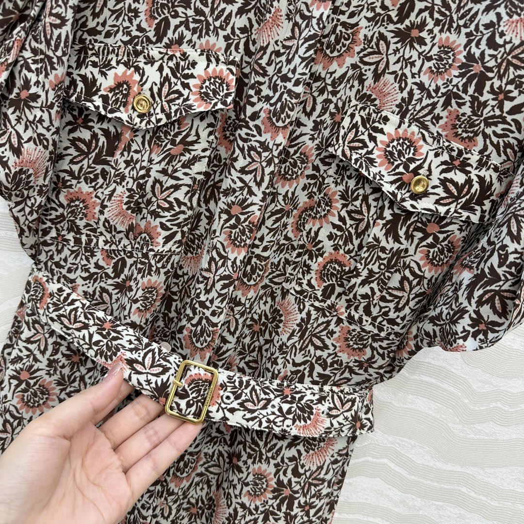 独家首发❤️原单品质，浪漫LP度假风高级色调花㚏Idris真丝连衣裙。Riserva San Nicol