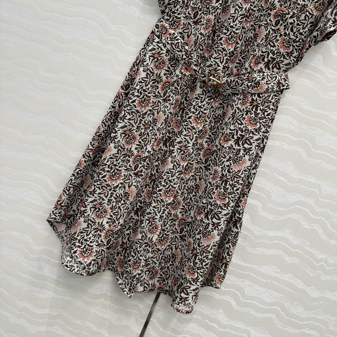 独家首发❤️原单品质，浪漫LP度假风高级色调花㚏Idris真丝连衣裙。Riserva San Nicol