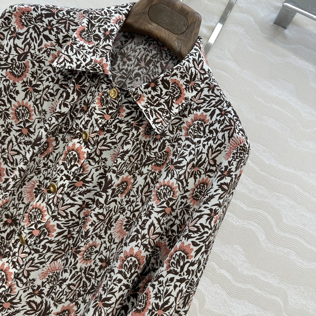 独家首发❤️原单品质，浪漫LP度假风高级色调花㚏Idris真丝衬衫。Riserva San Nicolo
