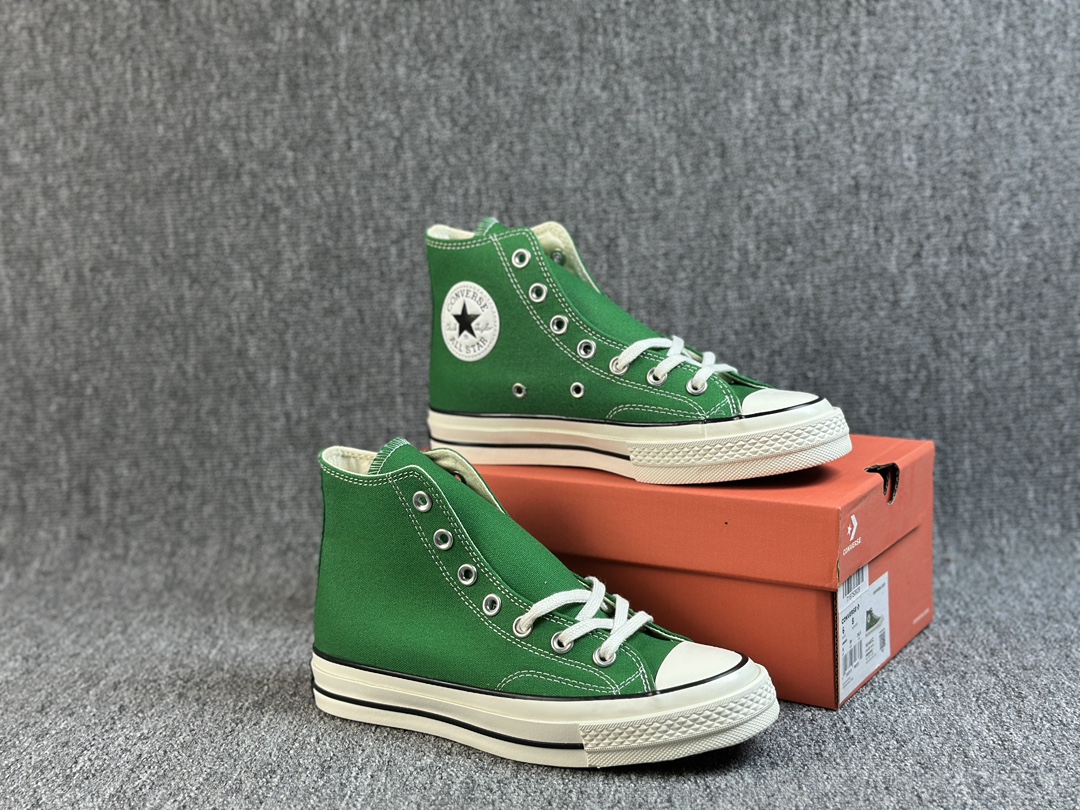本地() #虎扑版 Converse 匡威 All Star 1970s 蓝底 丛林绿色 帆布休闲高帮板鞋 全新鞋盒外标 鞋楦定型 补丁字体印刷空压立体 品质数一数二 硫化双尾条 货号:161441C 尺码:35 36 36.5 37 37.5 38 39 39.5 40 41 41.5 42 42.5 43 44