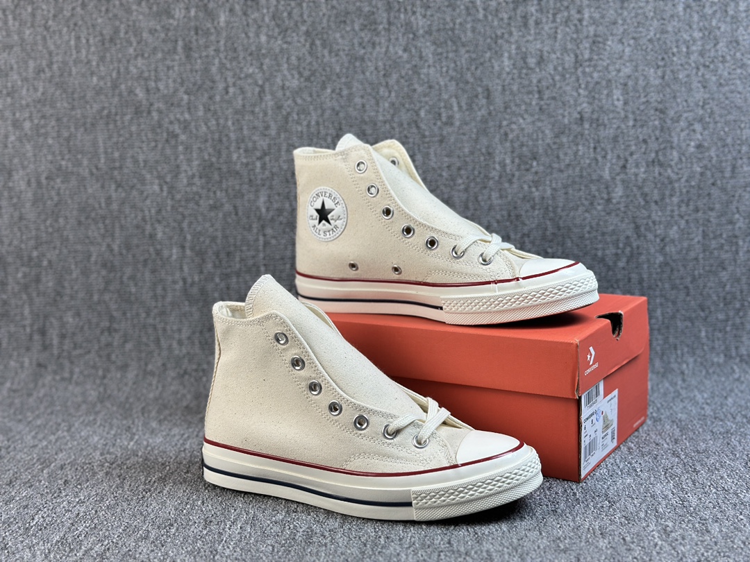 本地() #虎扑版 Converse 匡威 All Star 1970s 蓝底 米白色 帆布休闲高帮板鞋 全新鞋盒外标 鞋楦定型 补丁字体印刷空压立体 品质数一数二 硫化双尾条 货号:162053C 尺码:35 36 36.5 37 37.5 38 39 39.5 40 41 41.5 42 42.5 43 44