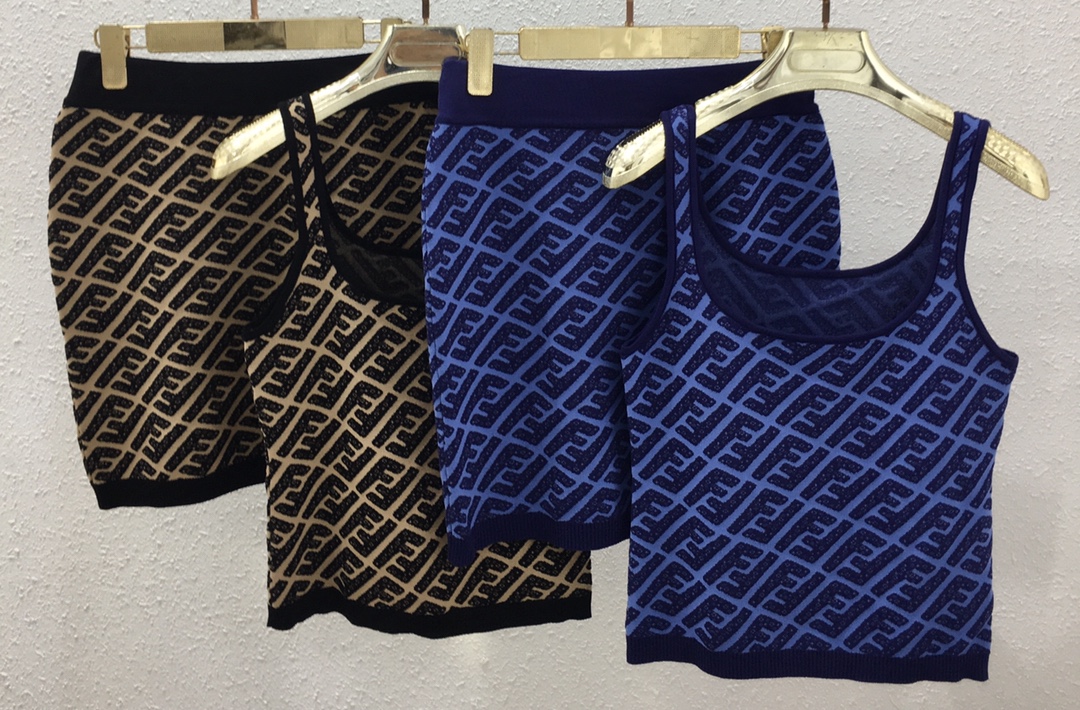 NO:439278,145250202 F concave and convex tilt letter vest set apricot, royal blue, alexander wang19860909145250202 F凹凸倾斜字母背心套装 杏色、宝蓝色,,alexander wang,Women's clothing