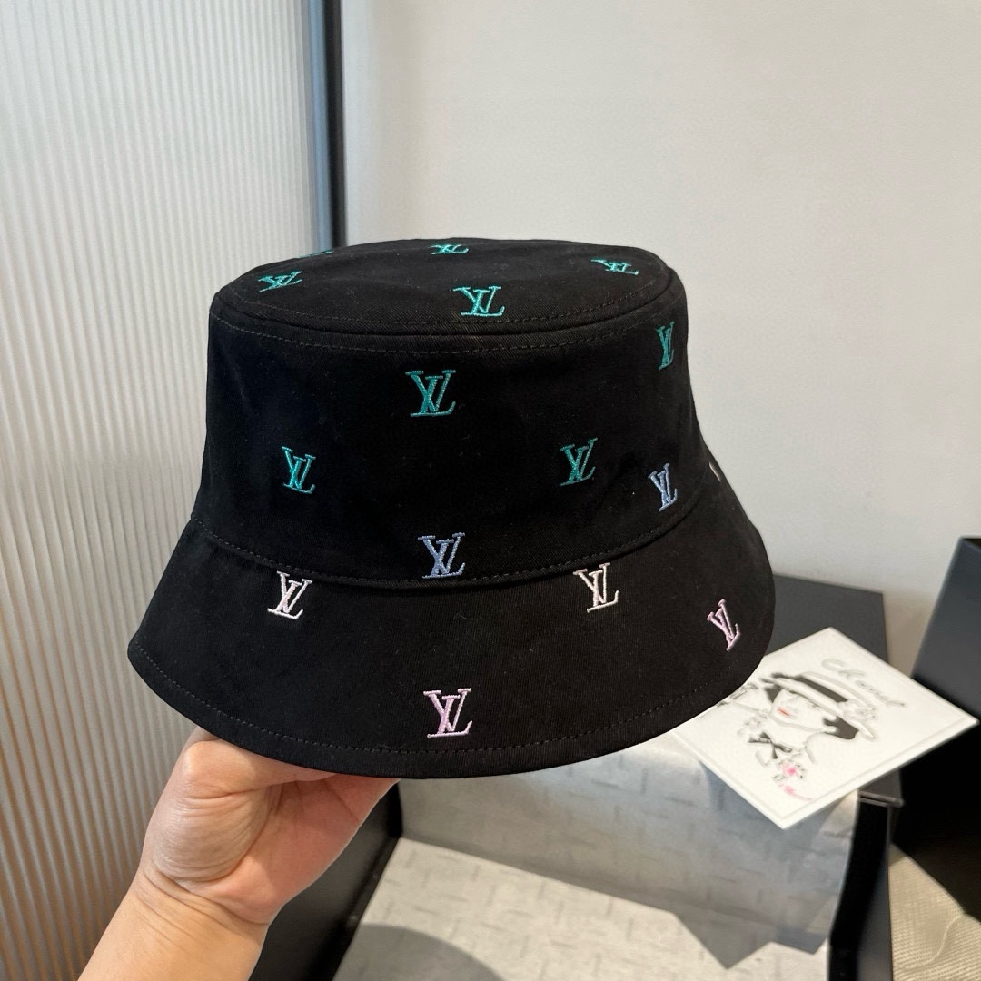 NO:354371,lv new fisherman hat, 25 years new counter style, head circumference 57cm hat, straw hat fisherman hat baseball hat, hat, louis vuitton, espadrilles, hatslv新款渔夫帽,25年专柜新款,头围57cm帽子草帽渔夫帽棒球帽,帽子,louis vuitton,espadrilles,hats,hat