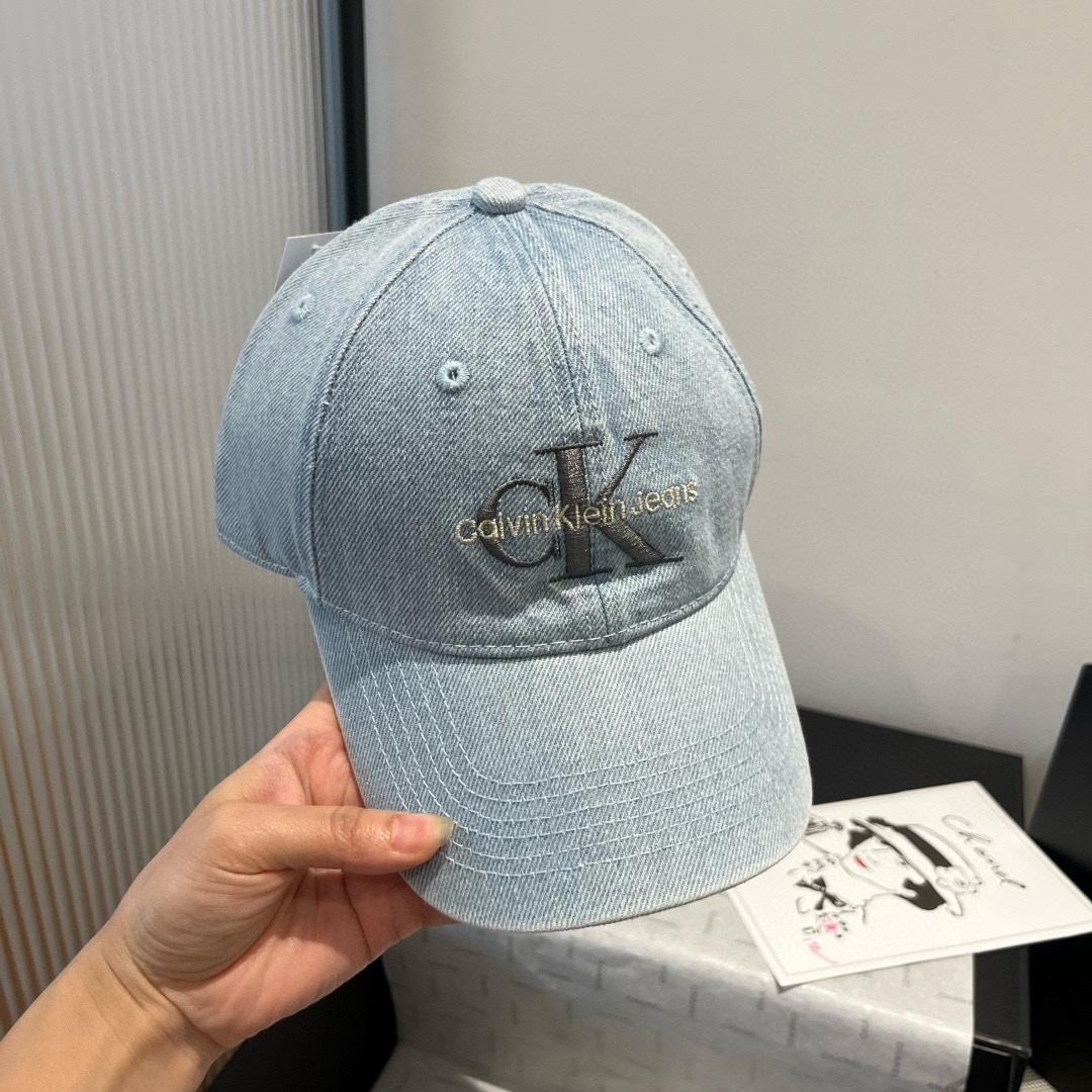 🆕

CK潮牌新款鸭舌帽，头围57cm