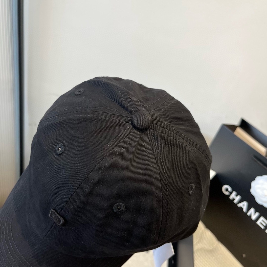 🆕

Acne Studios 笑脸棒球帽 男女同款 ！！
