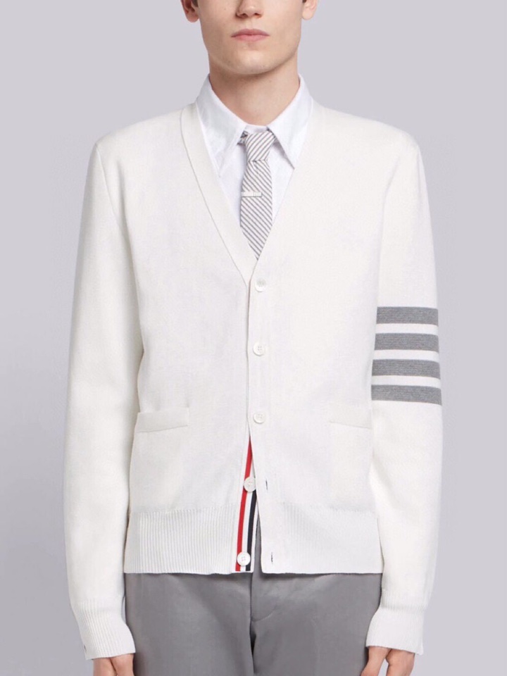 🔥 THOM BROWNE 汤姆布朗 TB马卡龙四杠棉纱开衫  情侣款开衫\n码数：1-4  颜色：浅蓝
