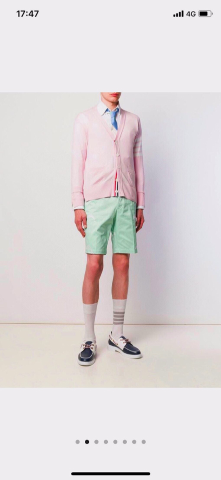🔥 THOM BROWNE 汤姆布朗 TB马卡龙四杠棉纱开衫  情侣款开衫\n码数：1-4  颜色：浅蓝