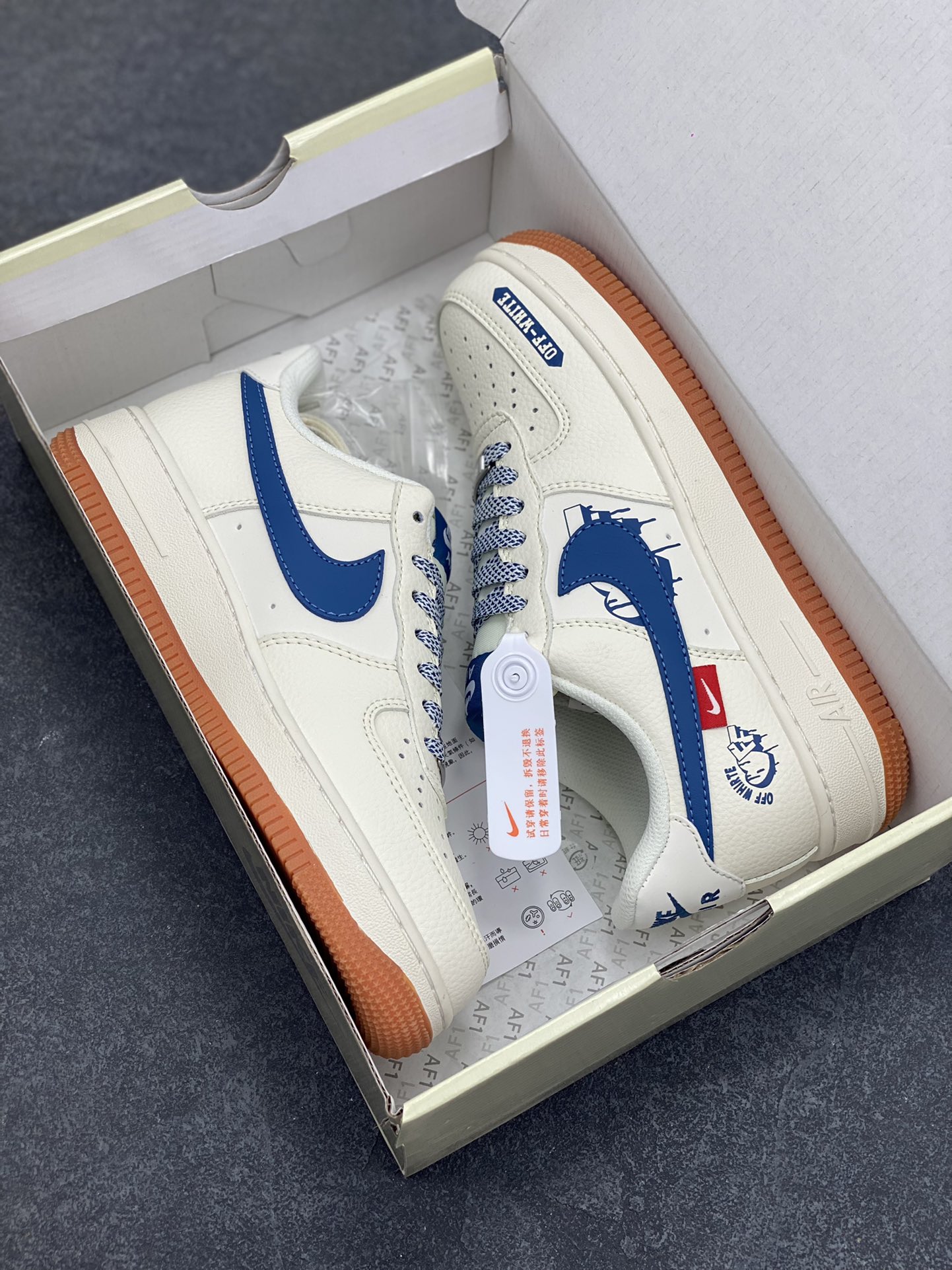图片[9]-Nike Air Force 1 \’07 Low “OFF-WHITE联名——爱心米蓝生胶”空军一号 低帮 运动鞋 休闲鞋 折边针车 工艺难度大 原楦头原纸板 原装鞋盒 定制五金配件 内置全掌气垫 原厂鞋底 货号：QW5836-001 尺码：36 36.5 37.5 38 38.5 39 40 40.5 41 42 42.5 43 44 44.5 45-选品中心