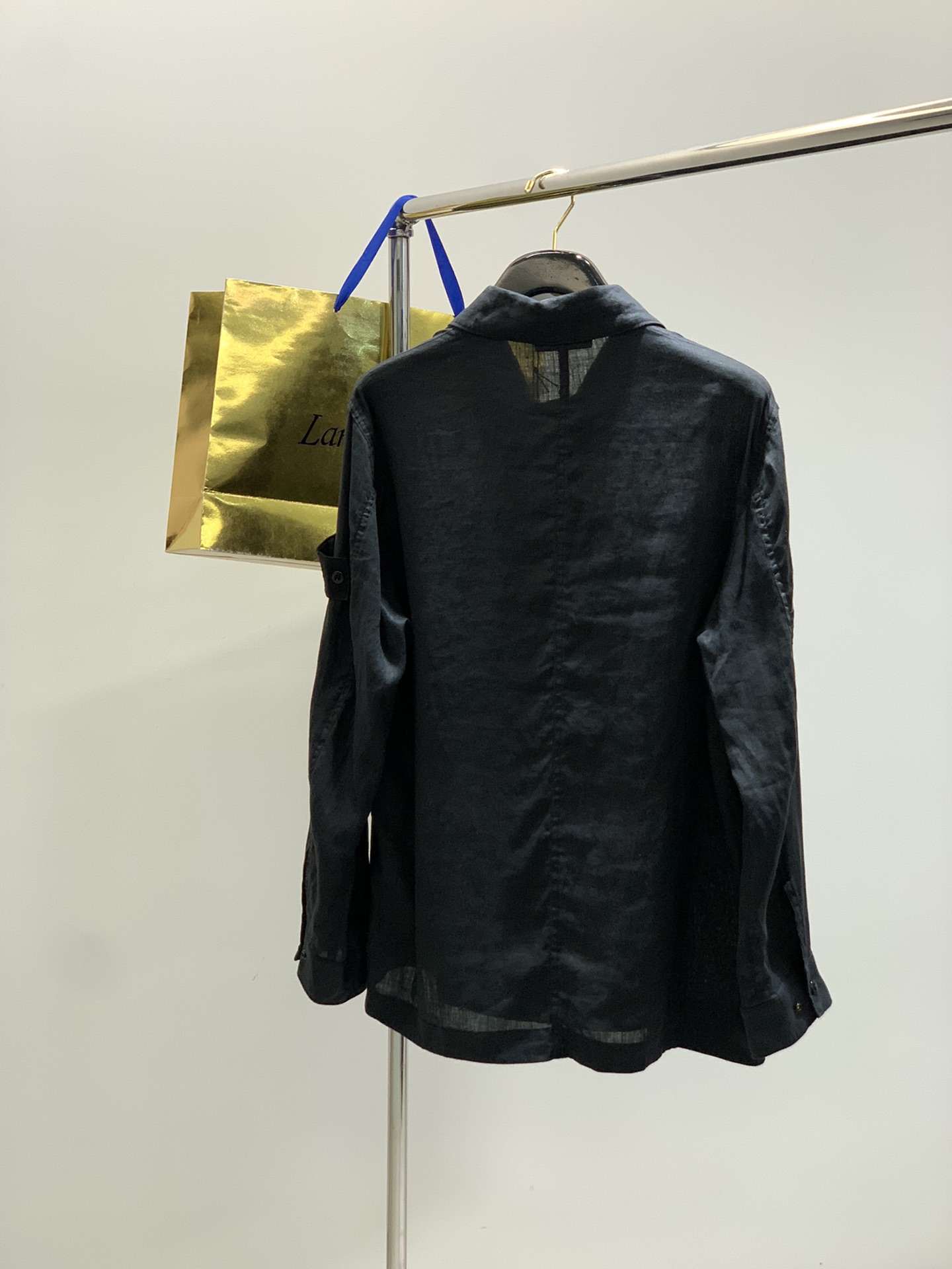 Stone Island Loose Shirt: Sizes M-2XL with Measurements for Chest, Sleeve, and Shoulders - 图片 2