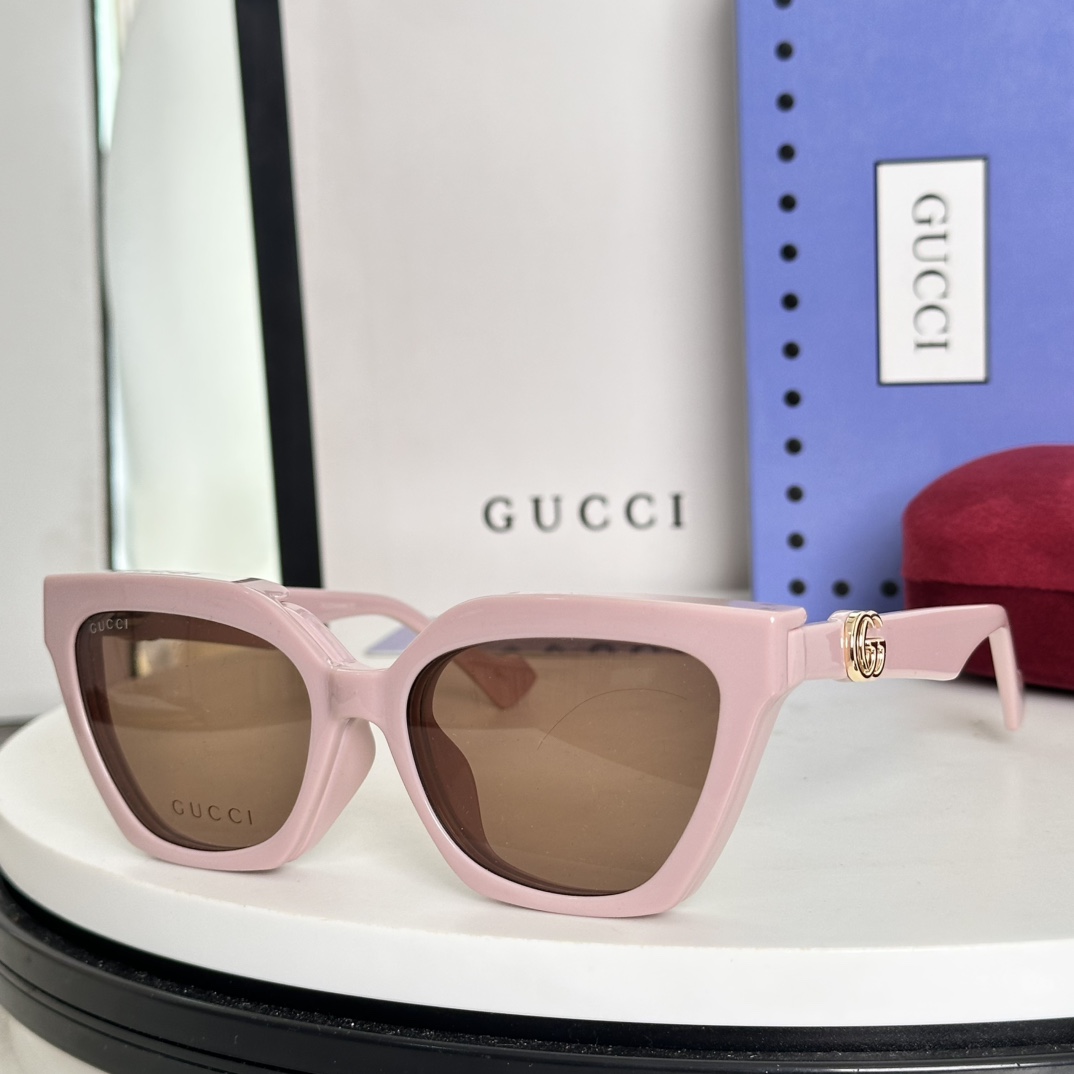  ‼️GUCC*🐝🐝🐝MODELGG1542S🐝🐝🐝SIZE 55口17-140🐝🐝🐝挂片款～～