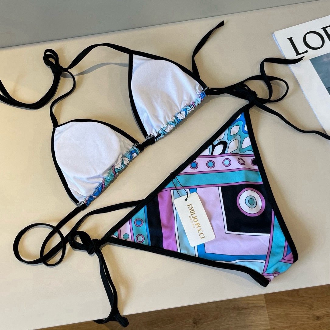 。
Puccl
专柜新款分体比基尼 😍🥰适合多种场景的游泳衣🏊‍♀️海边 游泳池 温泉 水上乐园 漂流都