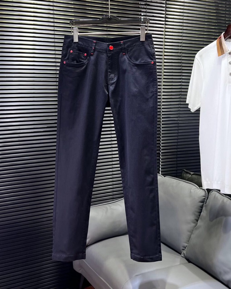 🔥Kiton 【奇顿】2025ss 春夏新品男士经典棉质 直筒版型牛仔裤休闲裤， 高奢内敛低调，轻松驾驭