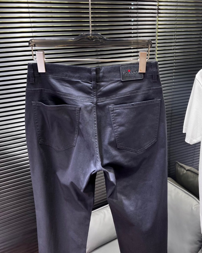 🔥Kiton 【奇顿】2025ss 春夏新品男士经典棉质 直筒版型牛仔裤休闲裤， 高奢内敛低调，轻松驾驭
